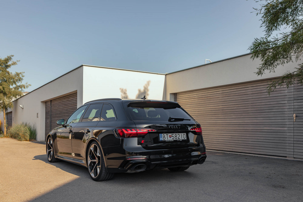 Audi RS 4 Avant competition plus